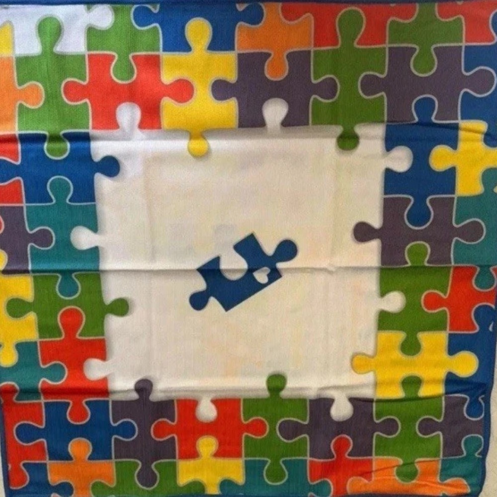 Norwex NEW Multicolor Puzzle Design Cloth (Proceeds to Autism Awareness) - Picture 7 of 7